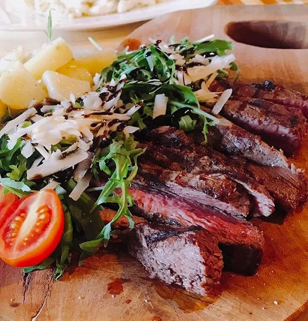 Casa nostra kitchen - Beef tagliata rucola grana padano cheese balsamico cream